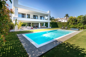 All About Villa Gardenias